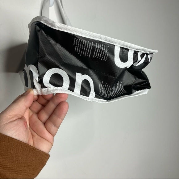Lululemon reusable bag small black & white - Picture 3 of 6